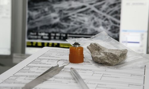 CRB GmbH | Samples for asbestos analysis 3 | © CRB Analyse Service GmbH